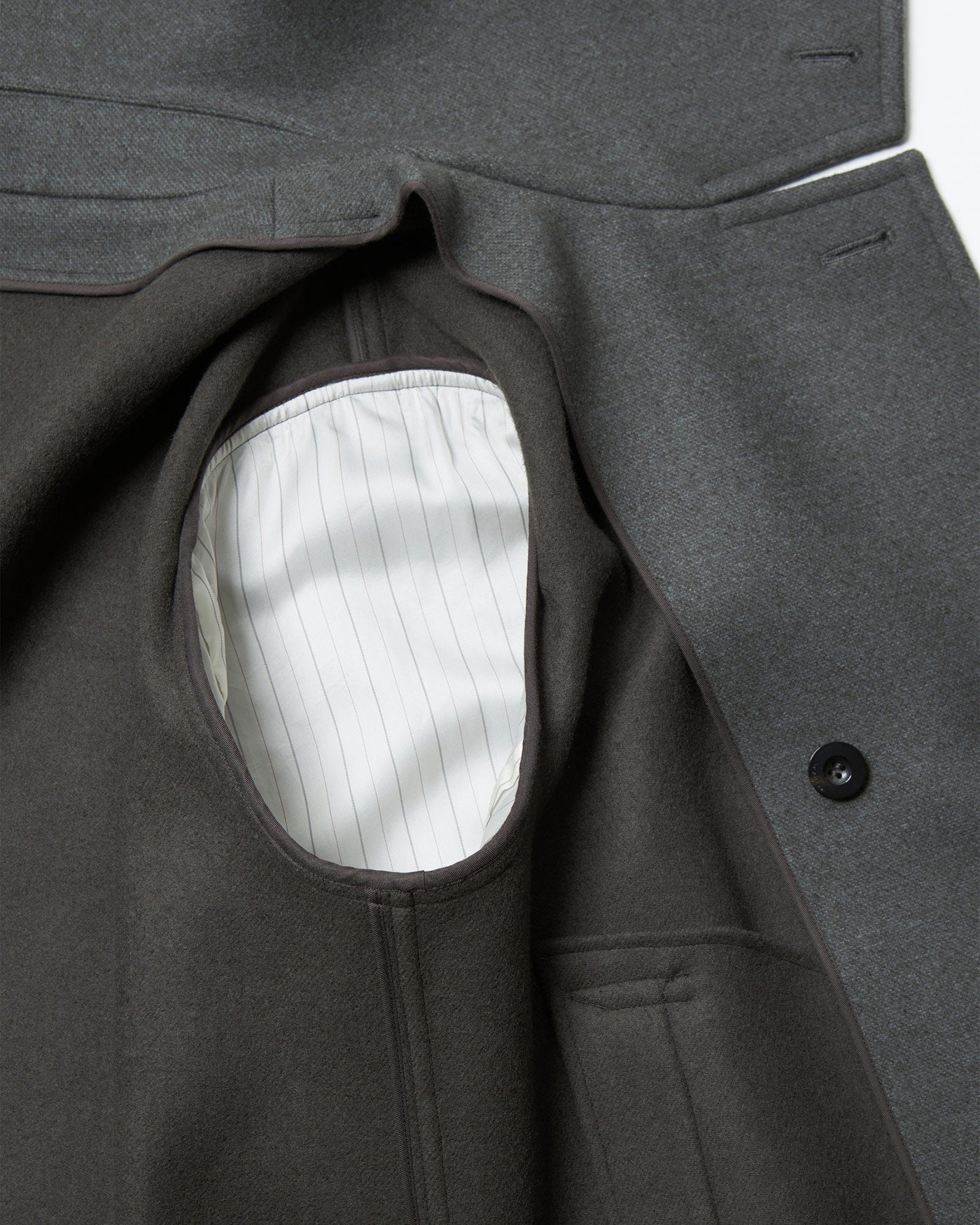 TOGGLE STAND COLLAR BLOUSON