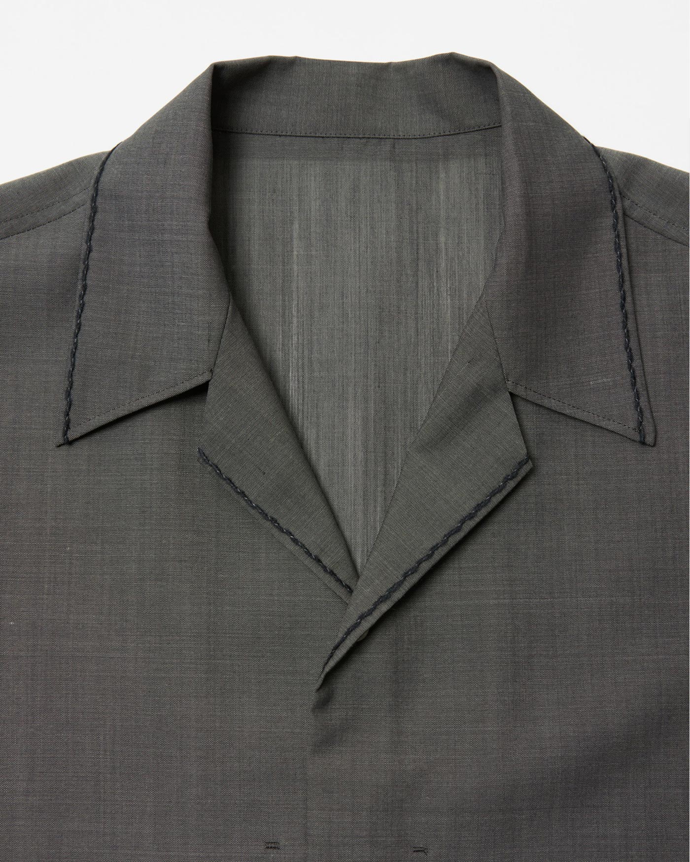 OPEN COLOR EMBROIDERY SHIRT