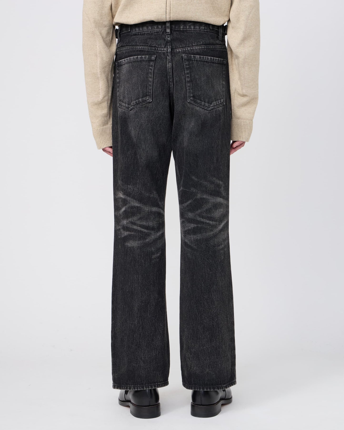 SEMI FLARE JEANS