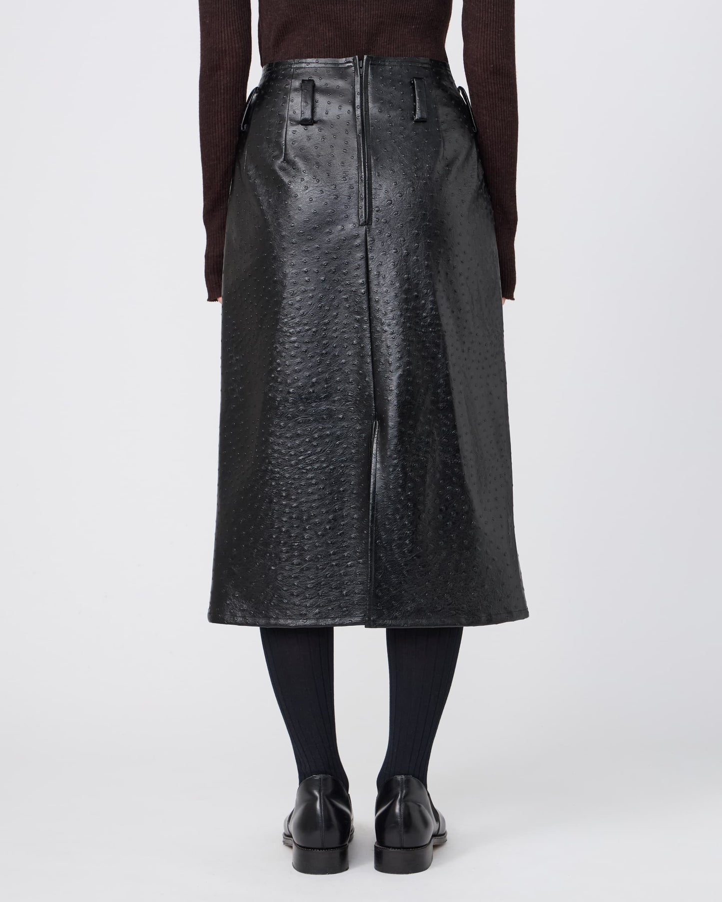 MID-LENGTH TUCK SKIRT