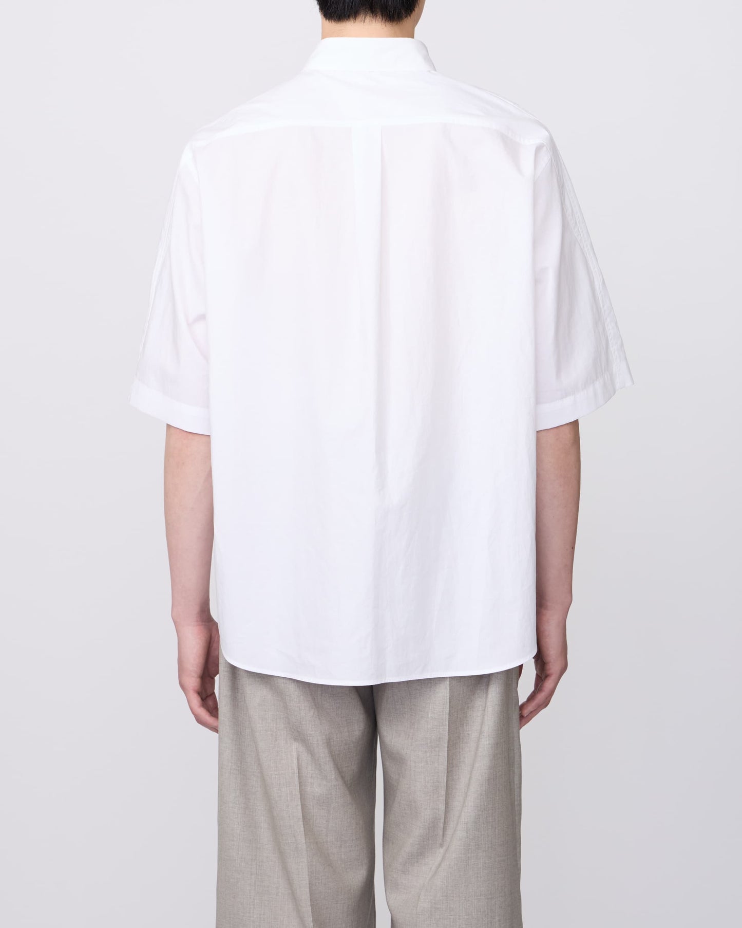 EXTENDED YOKE HALF-SLEEVED SHIRT