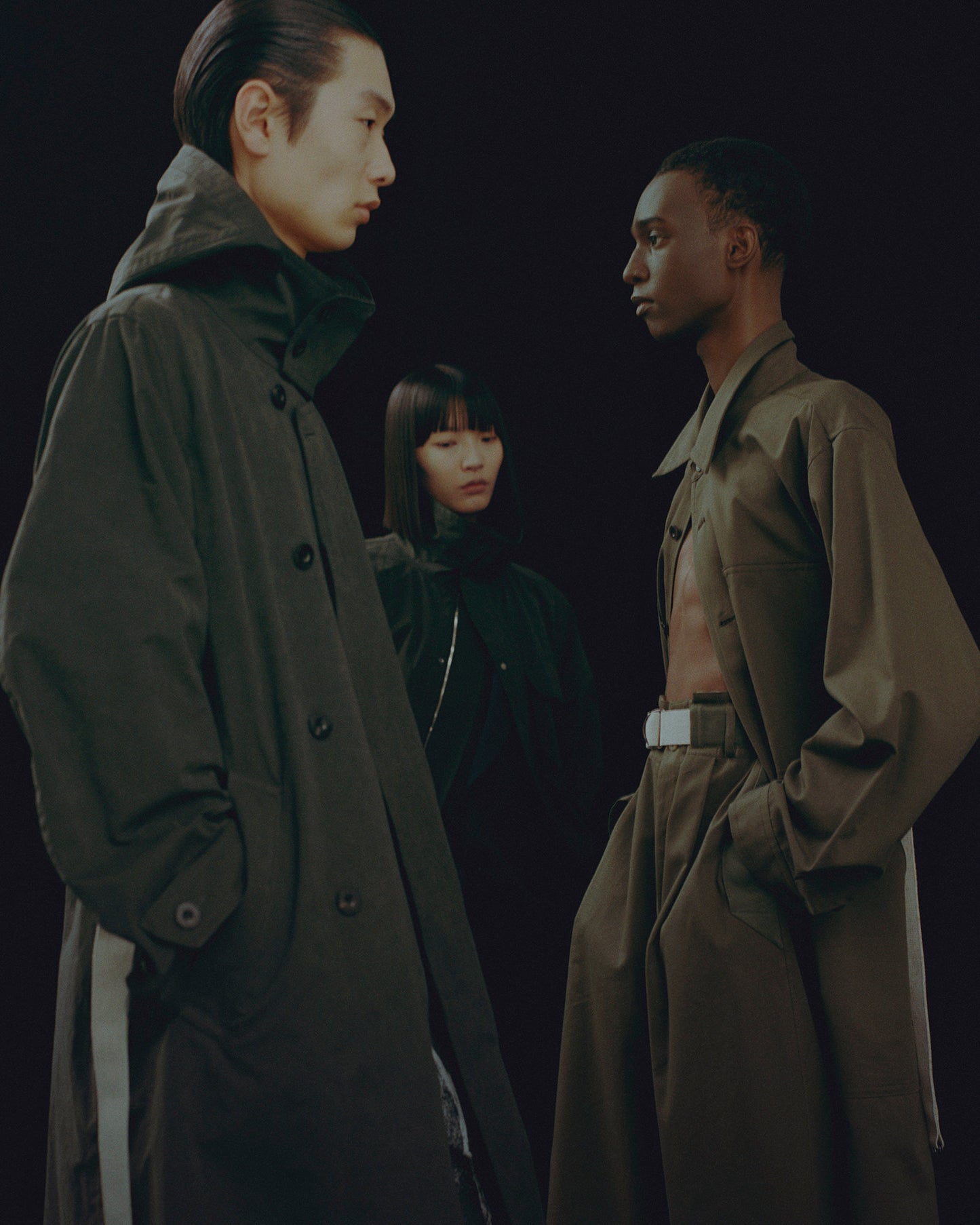 HOODED LONG COAT WITH LINEN MIX BELT