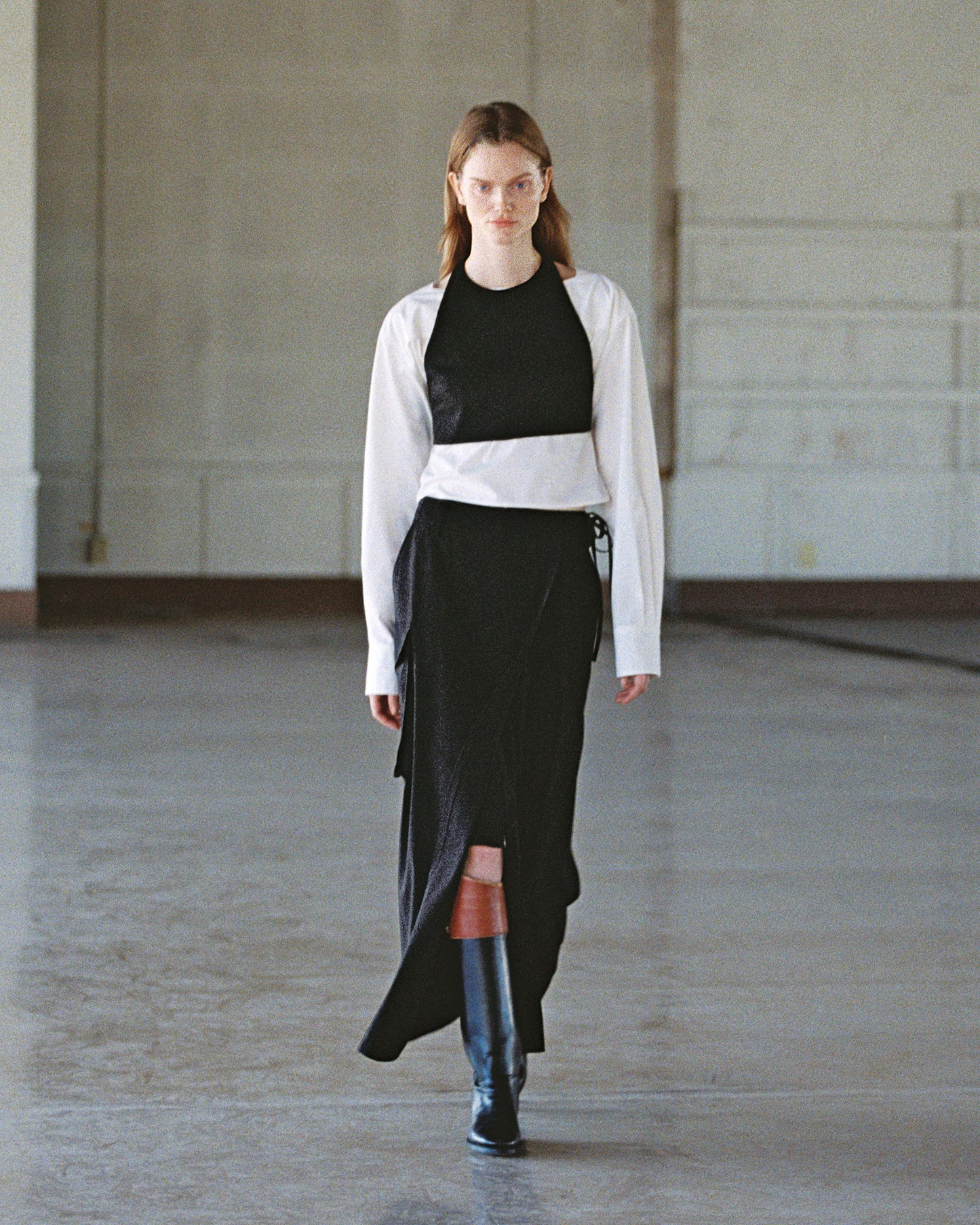 SLEEVELESS LAYERED DRESS