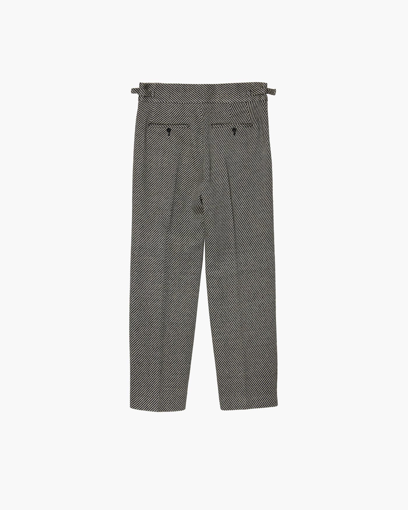 ONE TUCKS STRAIGHT PANTS
