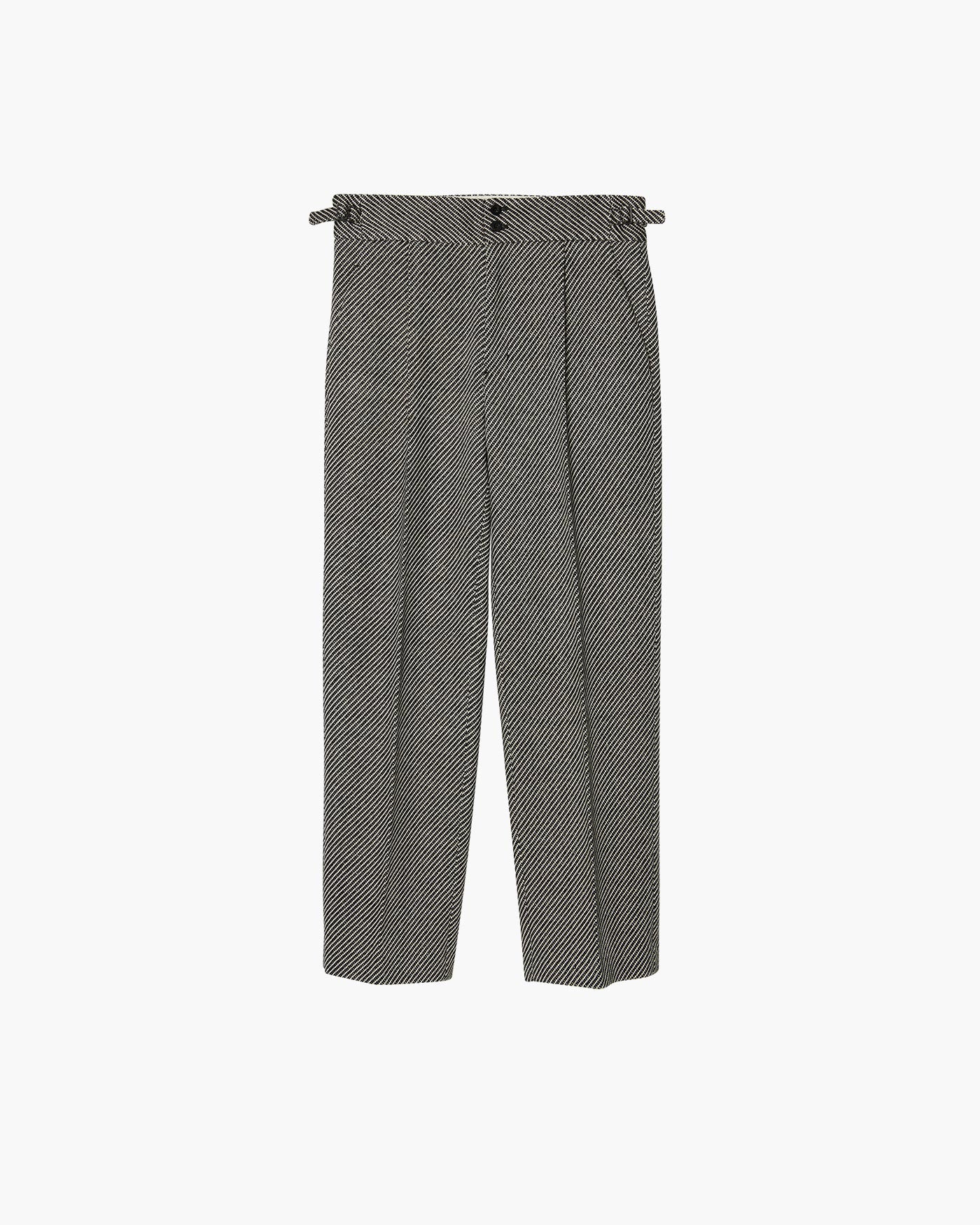 ONE TUCKS STRAIGHT PANTS