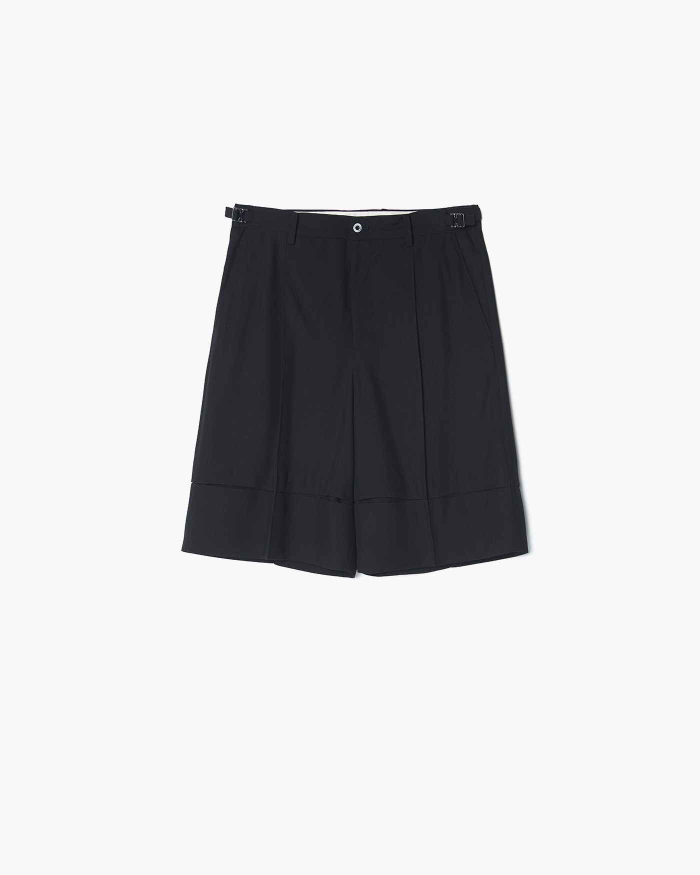 CUTTING HEM SHORTS