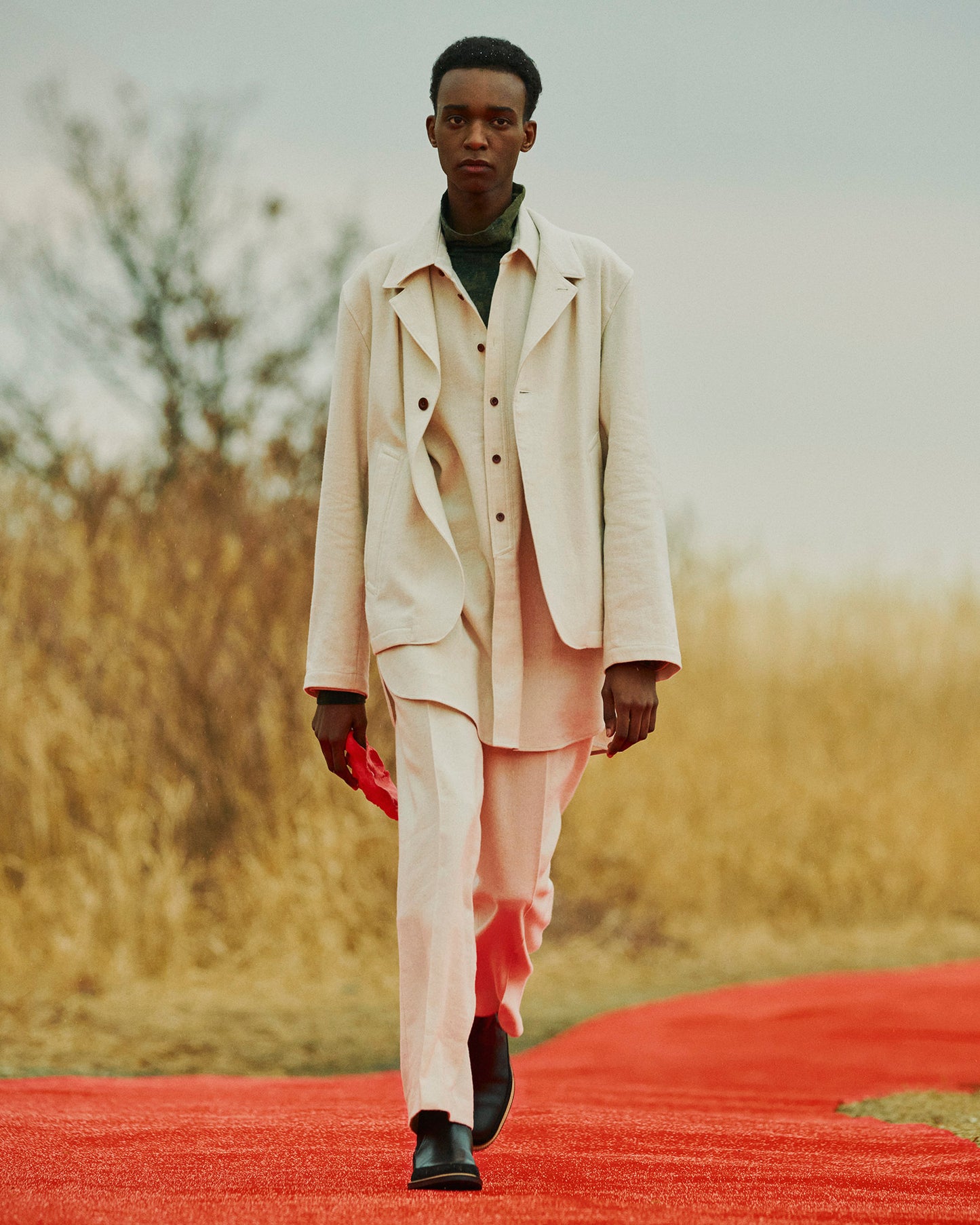 RELAXED TAILORED JACKET
