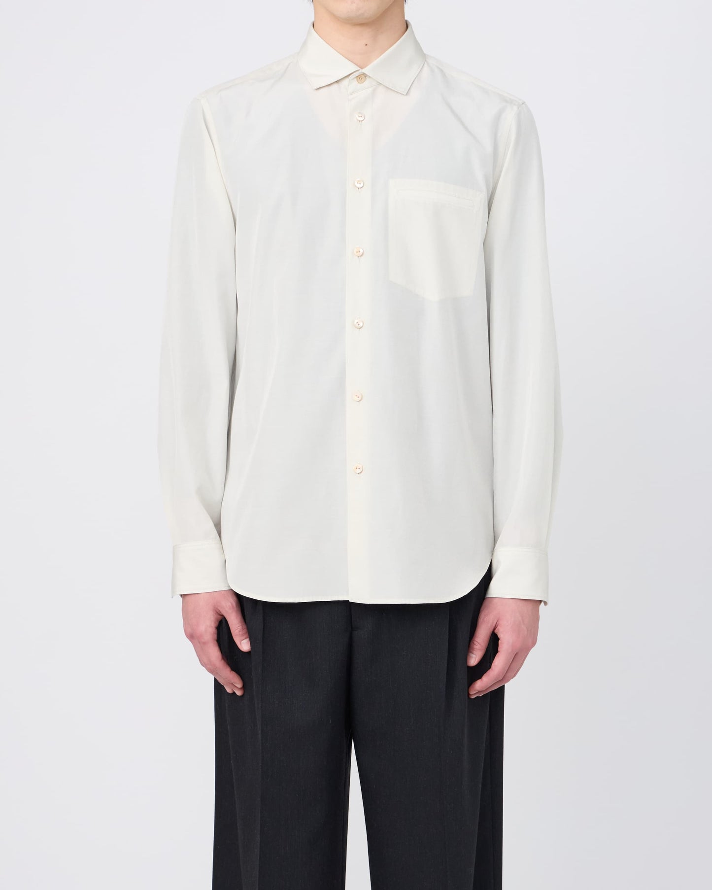 SPREAD COLLAR REGULAR-FIT SHIRT