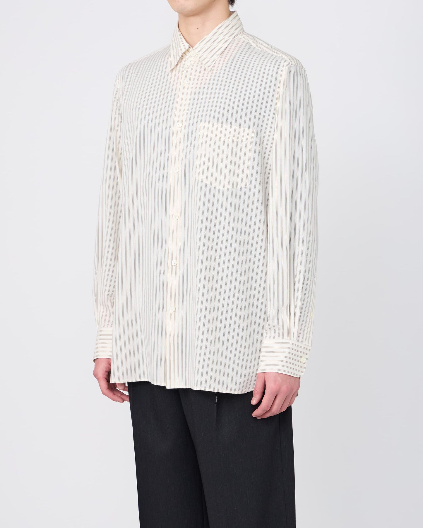 REGULAR COLLAR RELAX-FIT SHIRT