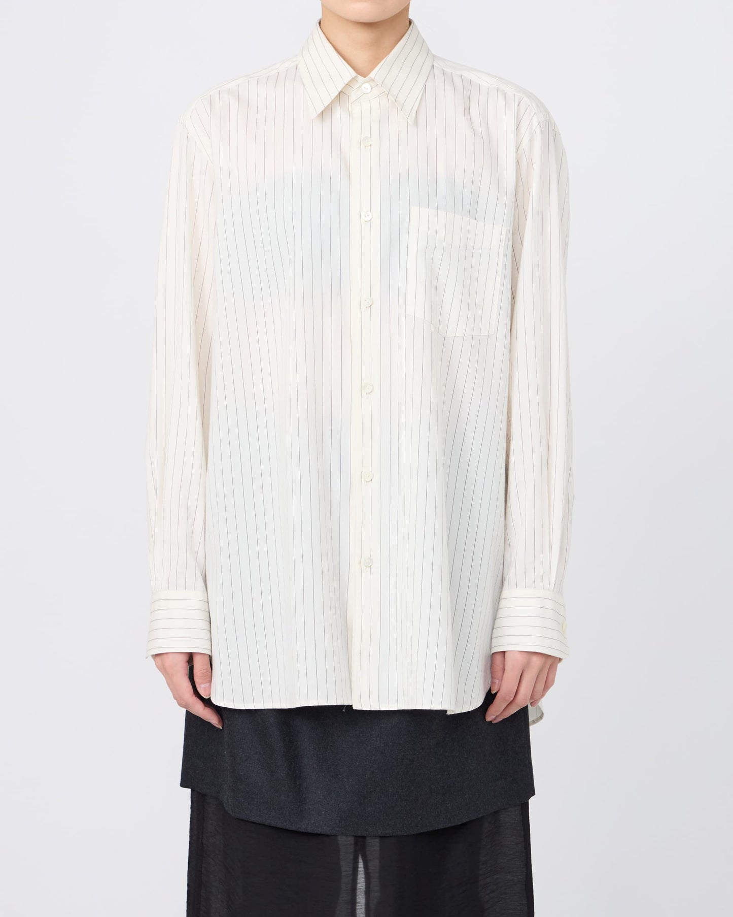 REGULAR COLLAR RELAX-FIT SHIRT