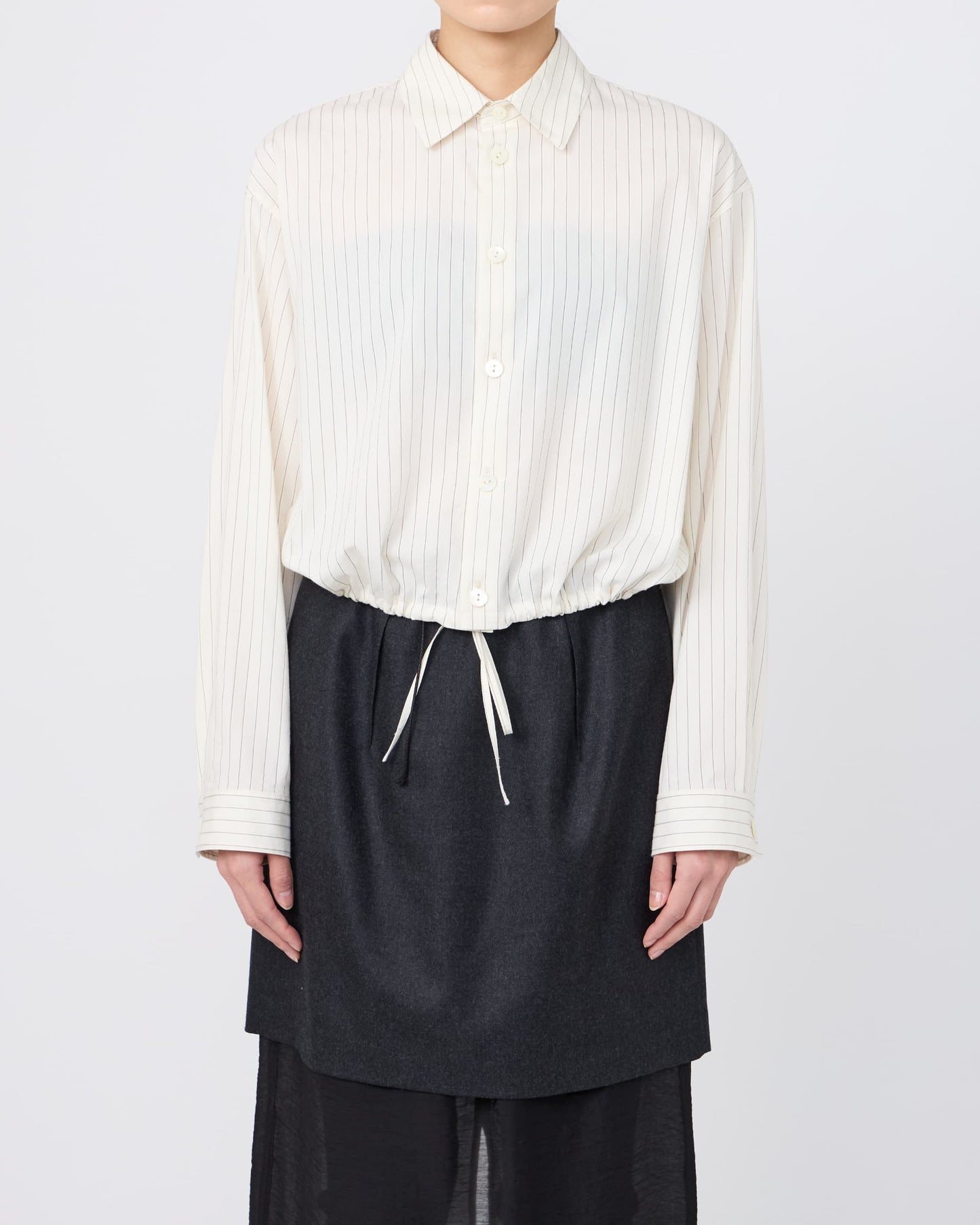 SHORT-LENGTH SHIRT BLOUSE