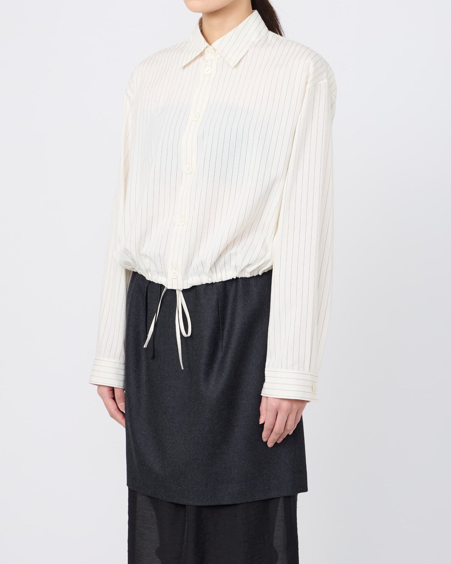 SHORT-LENGTH SHIRT BLOUSE