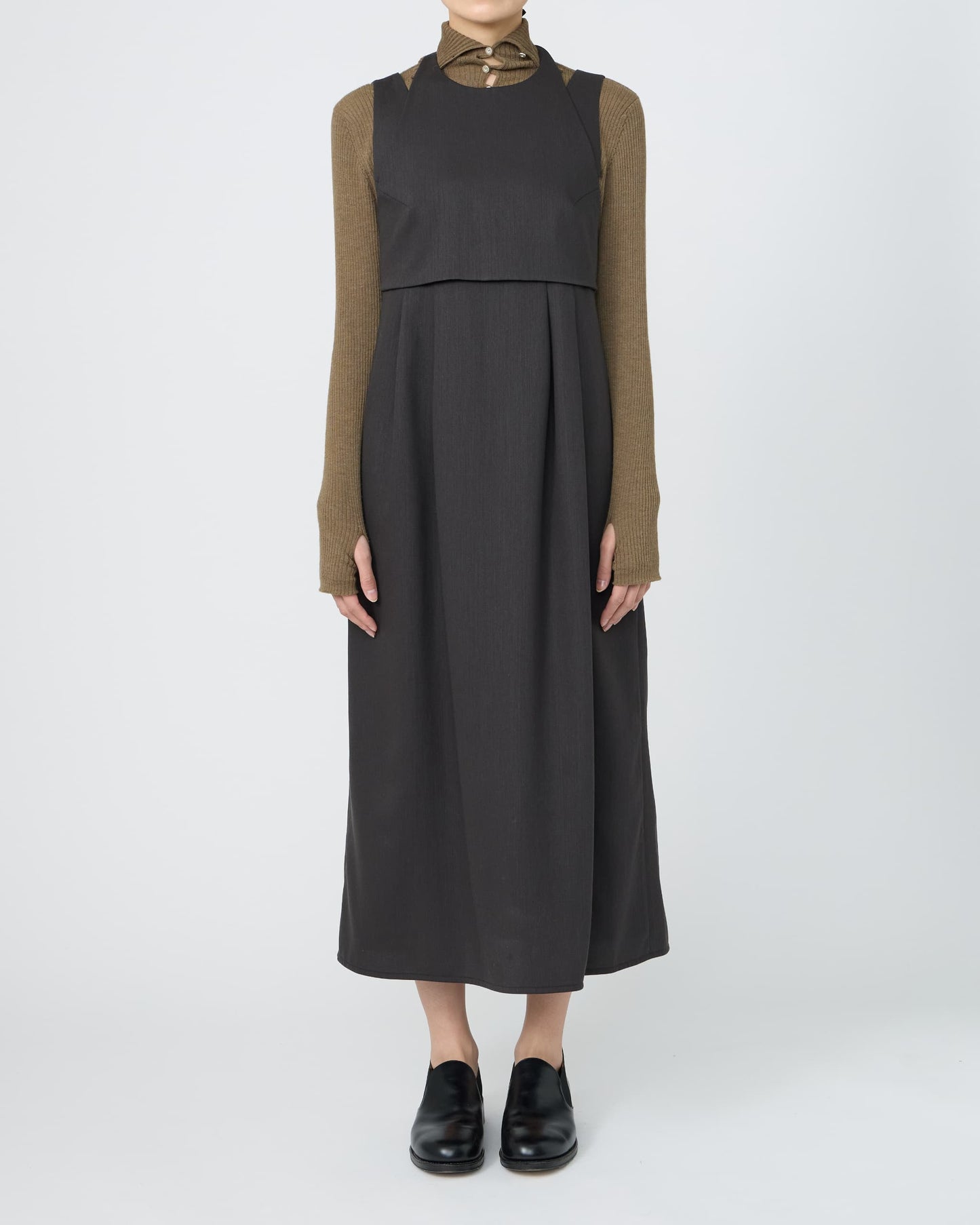 SLEEVELESS LAYERED DRESS