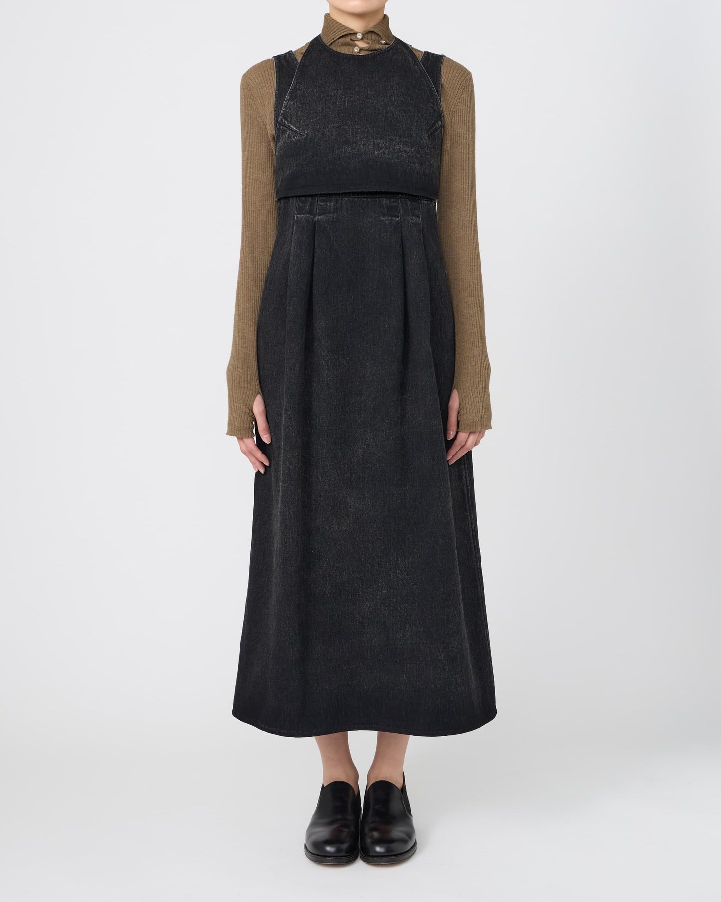 SLEEVELESS LAYERED DRESS
