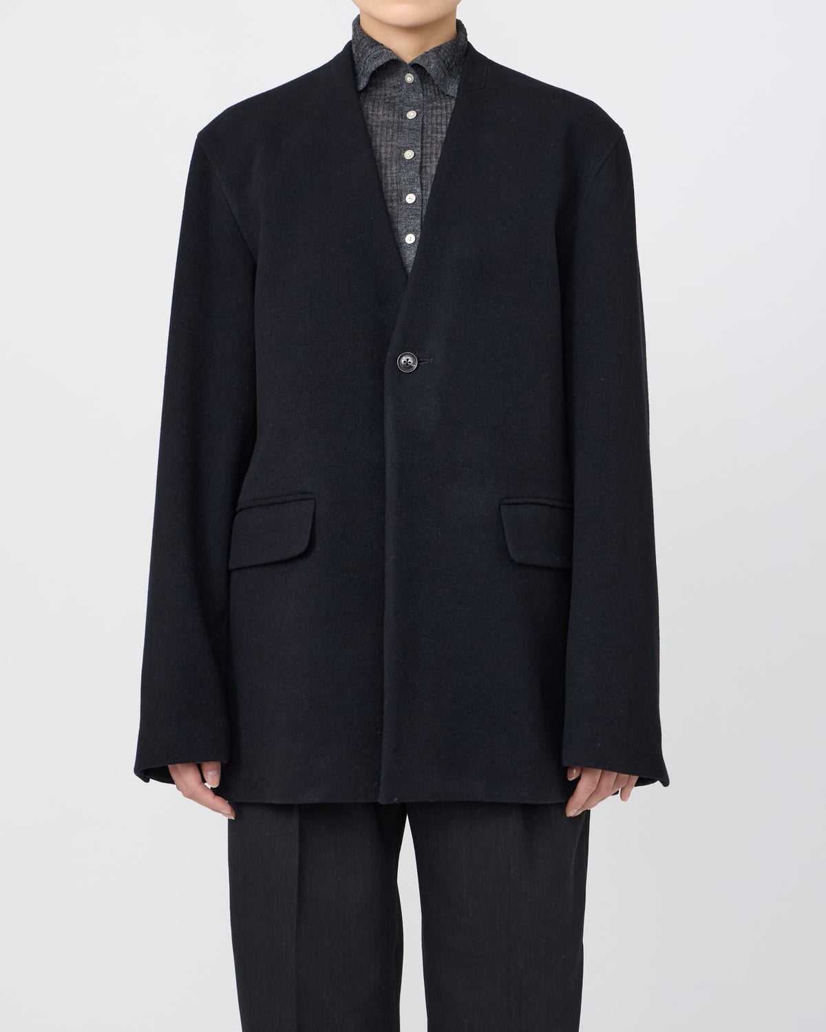 NO-COLLAR JACKET