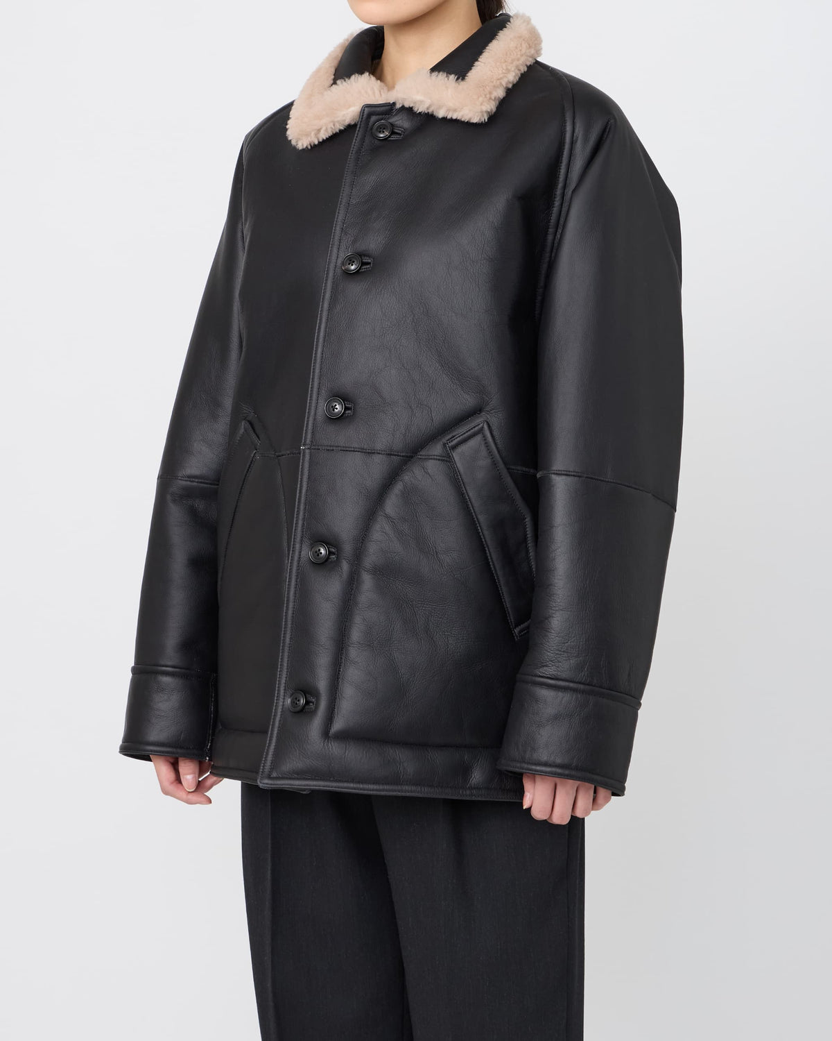 REVERSIBLE MOUTON BLOUSON / WOMENS