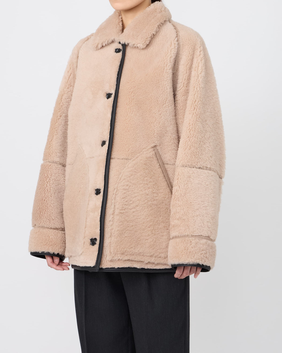 REVERSIBLE MOUTON BLOUSON / WOMENS