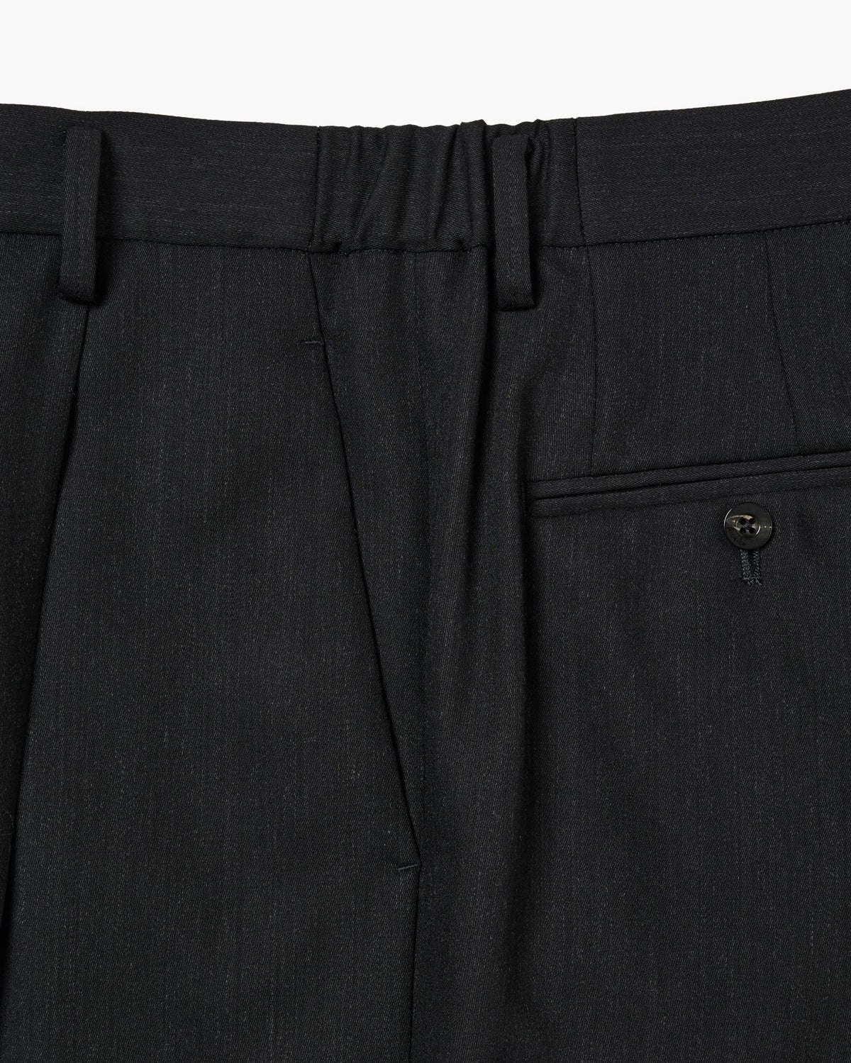 ONE-TUCK STRAIGHT TROUSERS