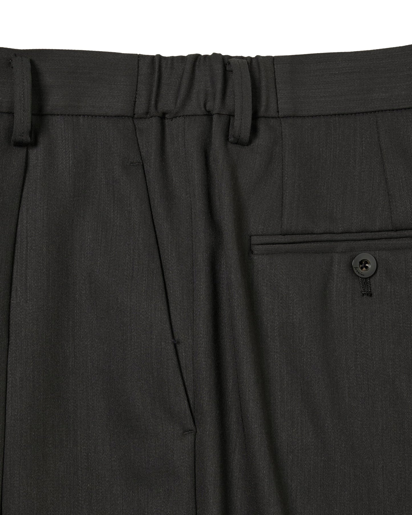 ONE-TUCK STRAIGHT TROUSERS