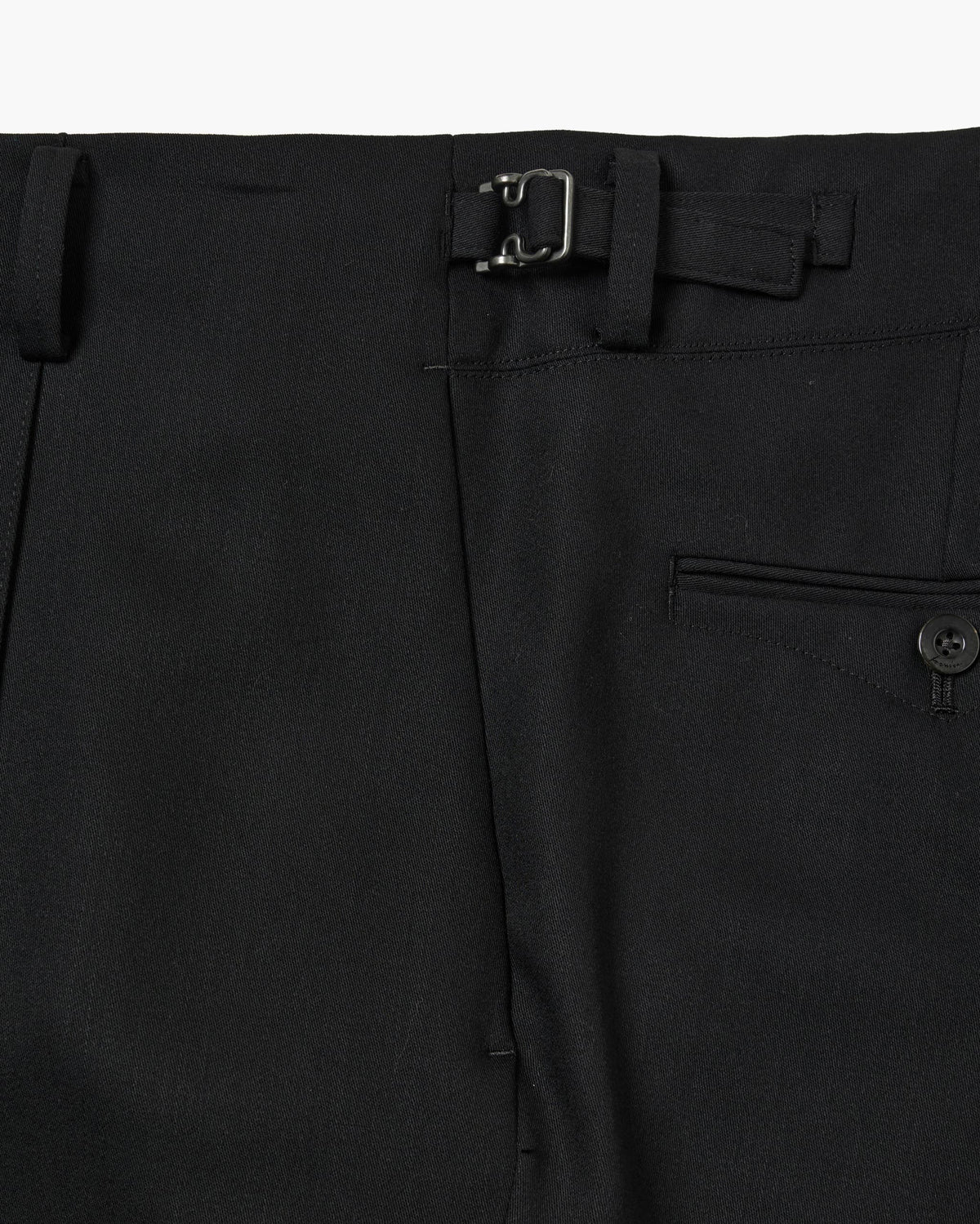 NO-TUCK SLIM TROUSERS