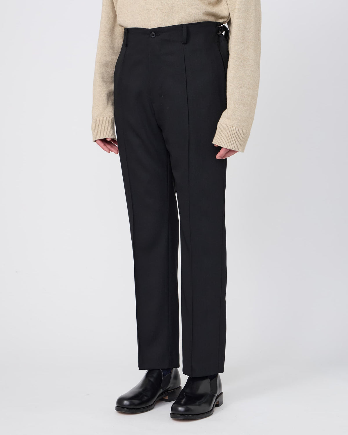 NO-TUCK SLIM TROUSERS