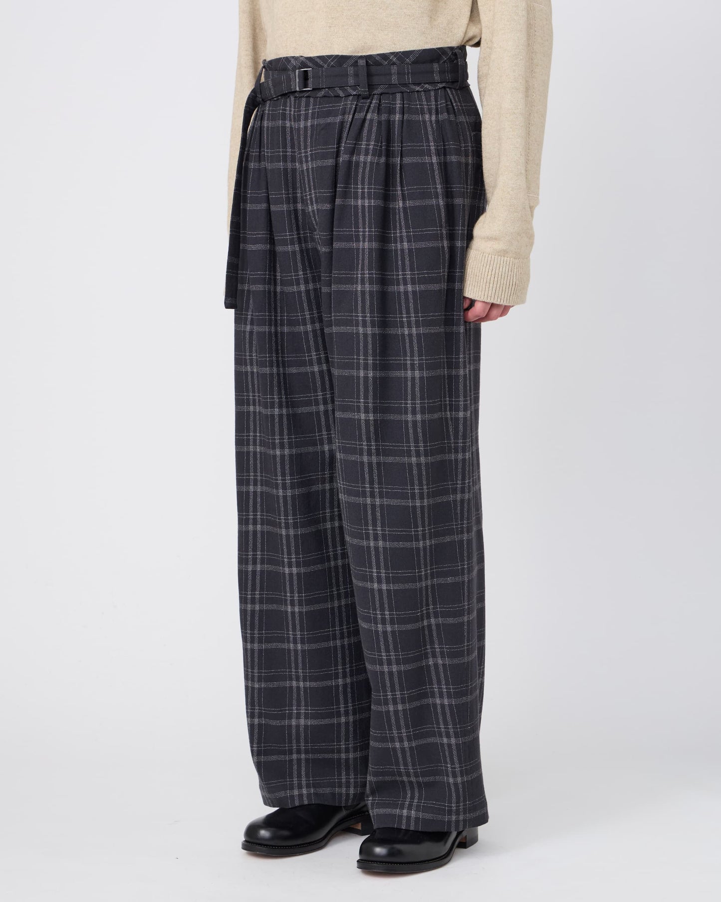 BELTED WIDE PANTS
