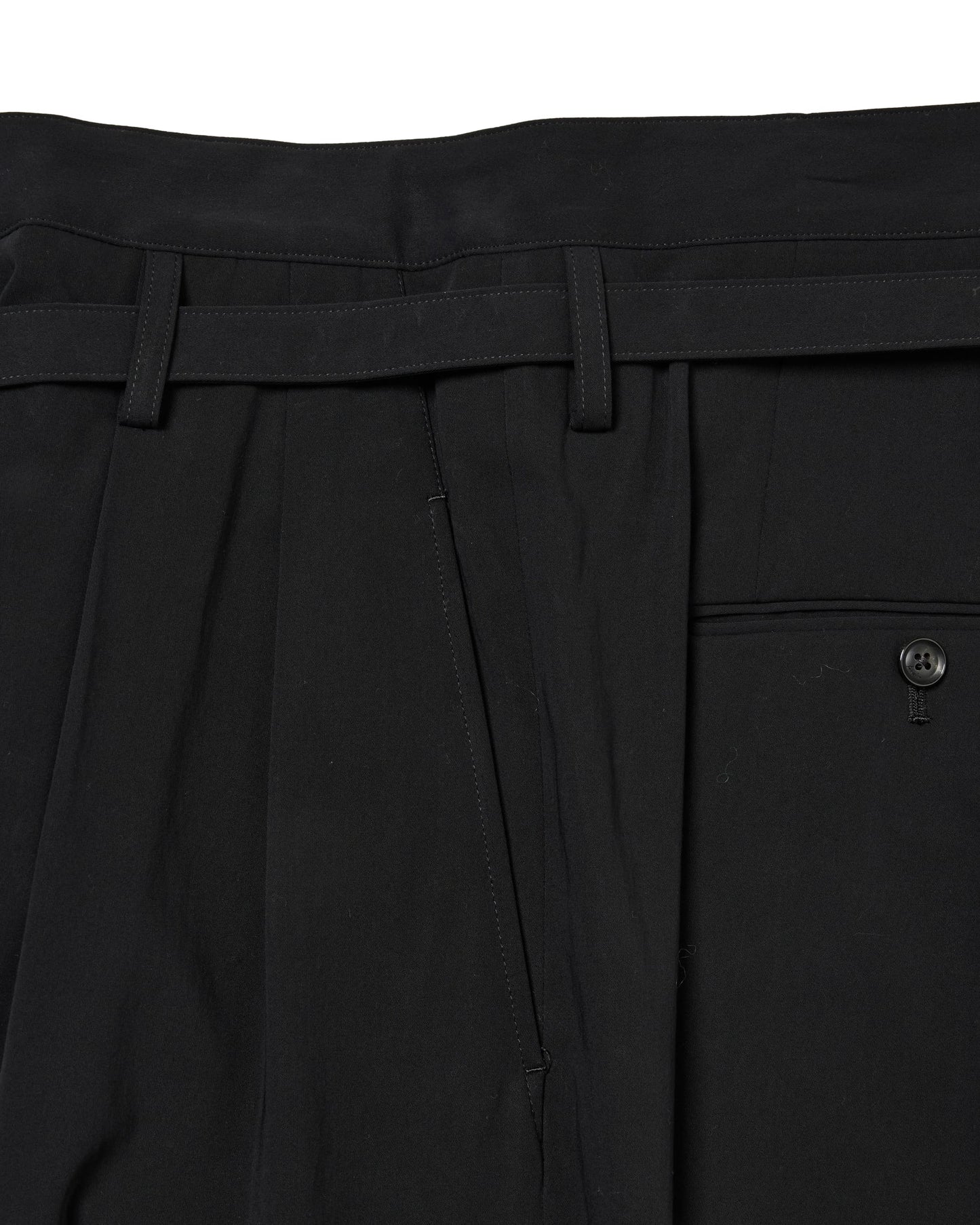 BELTED HIGH-WAIST BAGGY PANTS