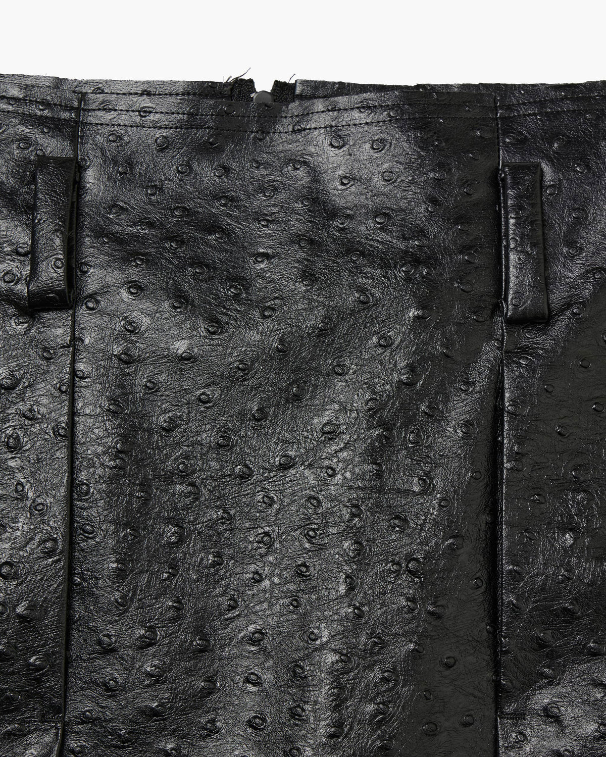 MID-LENGTH TUCK SKIRT