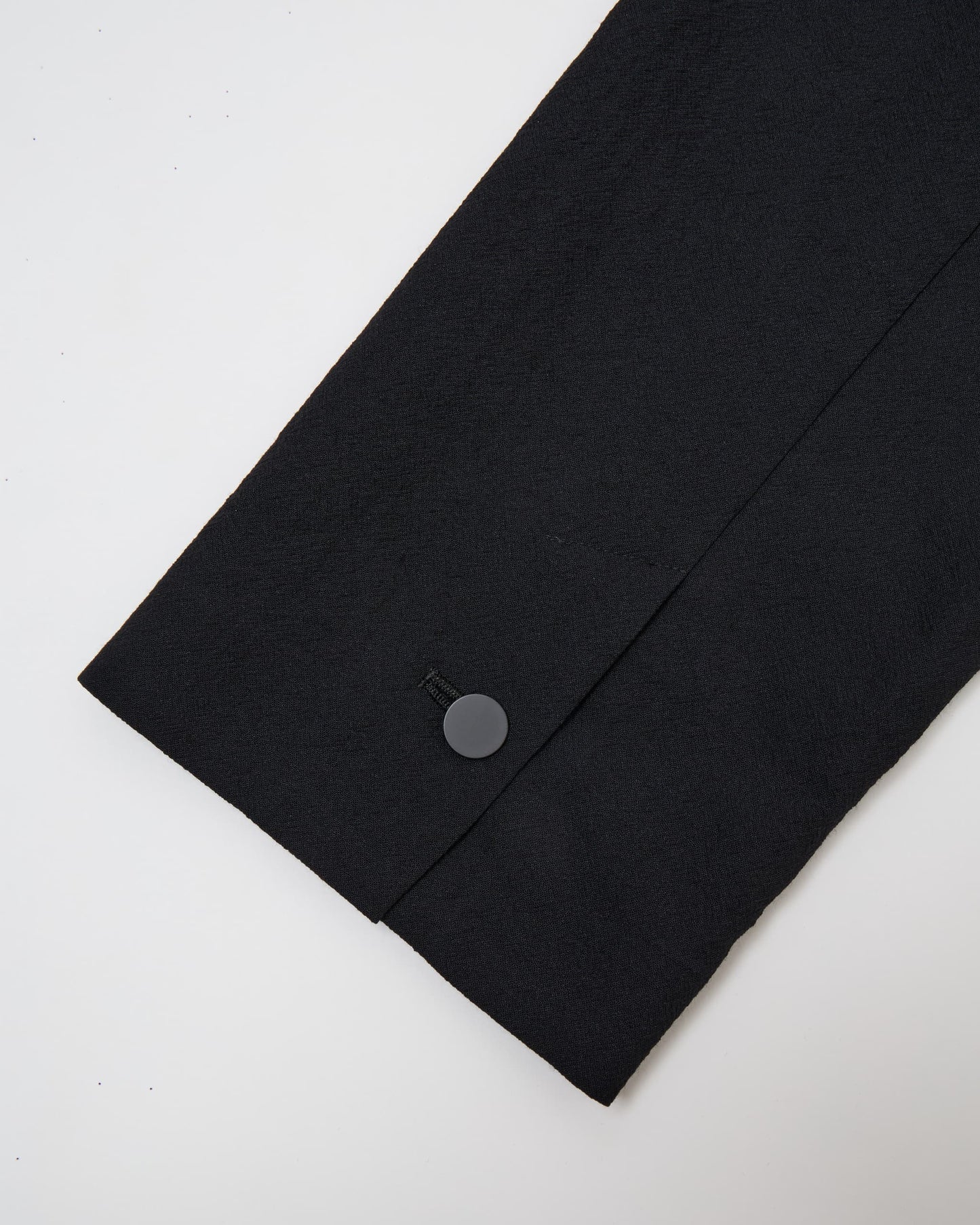 RELAXED SHOULDER JACKET