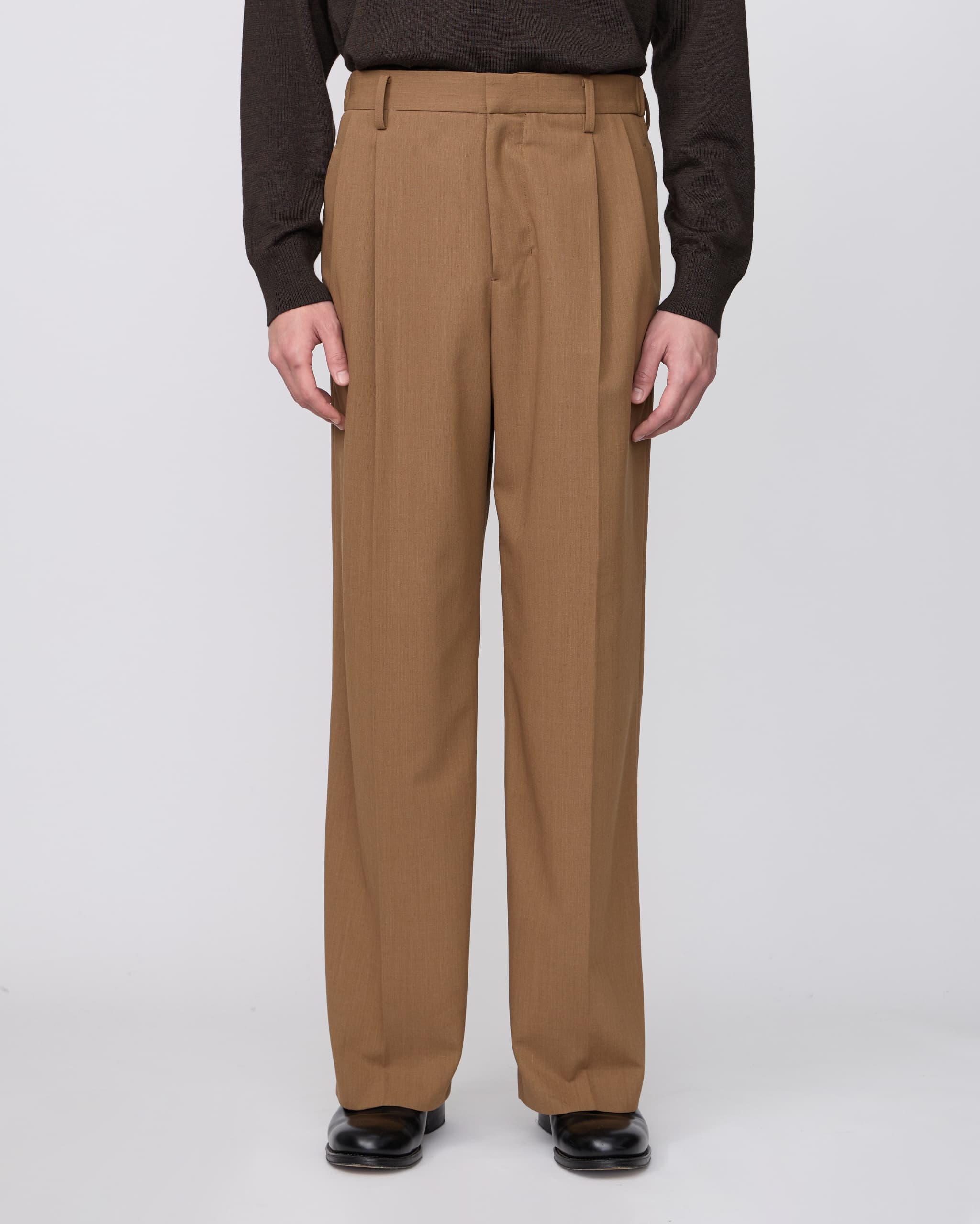 KAJA TWO TUCKS WIDE TROUSERS ホワイト　2 TWO TUCKS WIDE TROUSERS – IRENISA