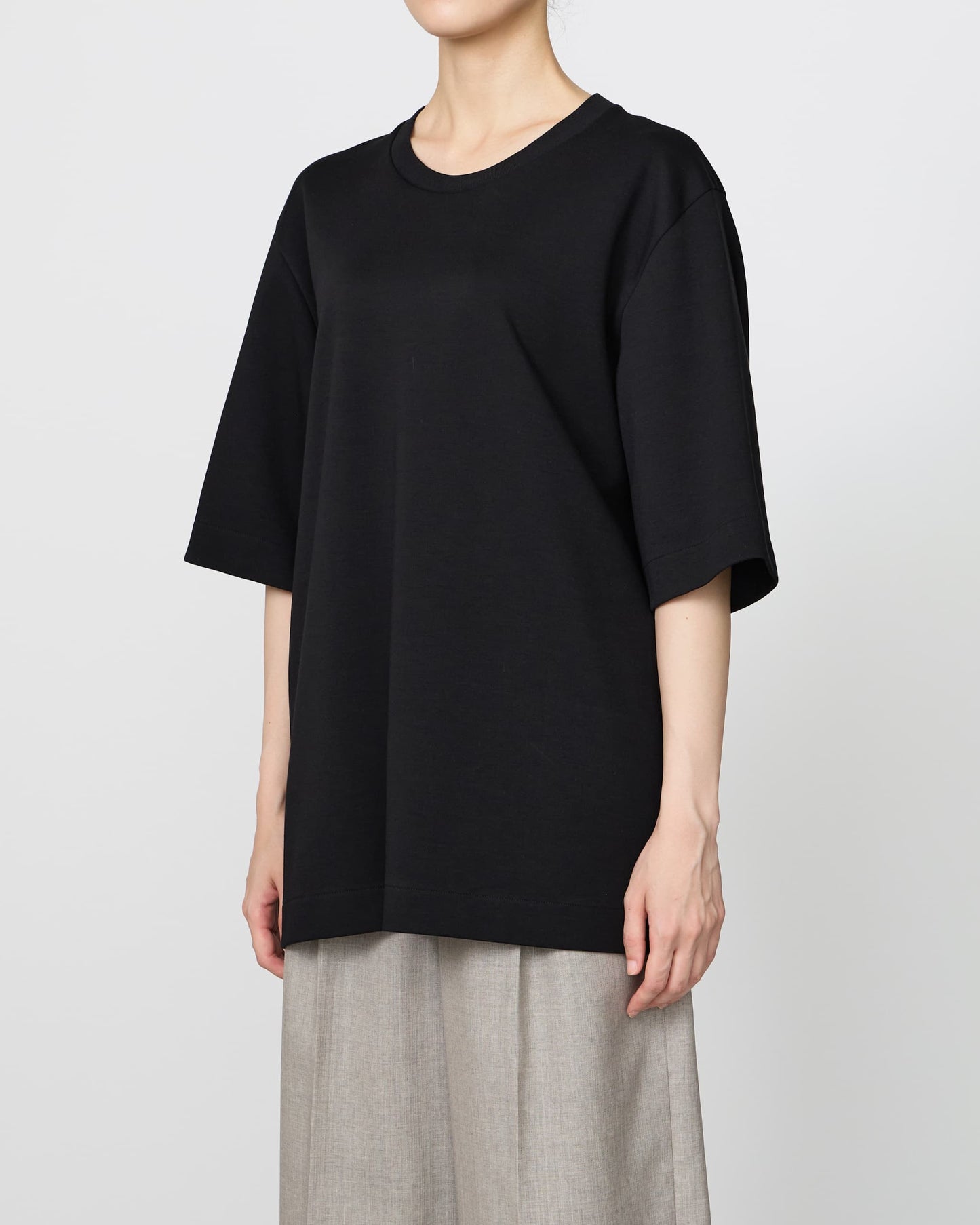 HALF-SLEEVED T-SHIRT