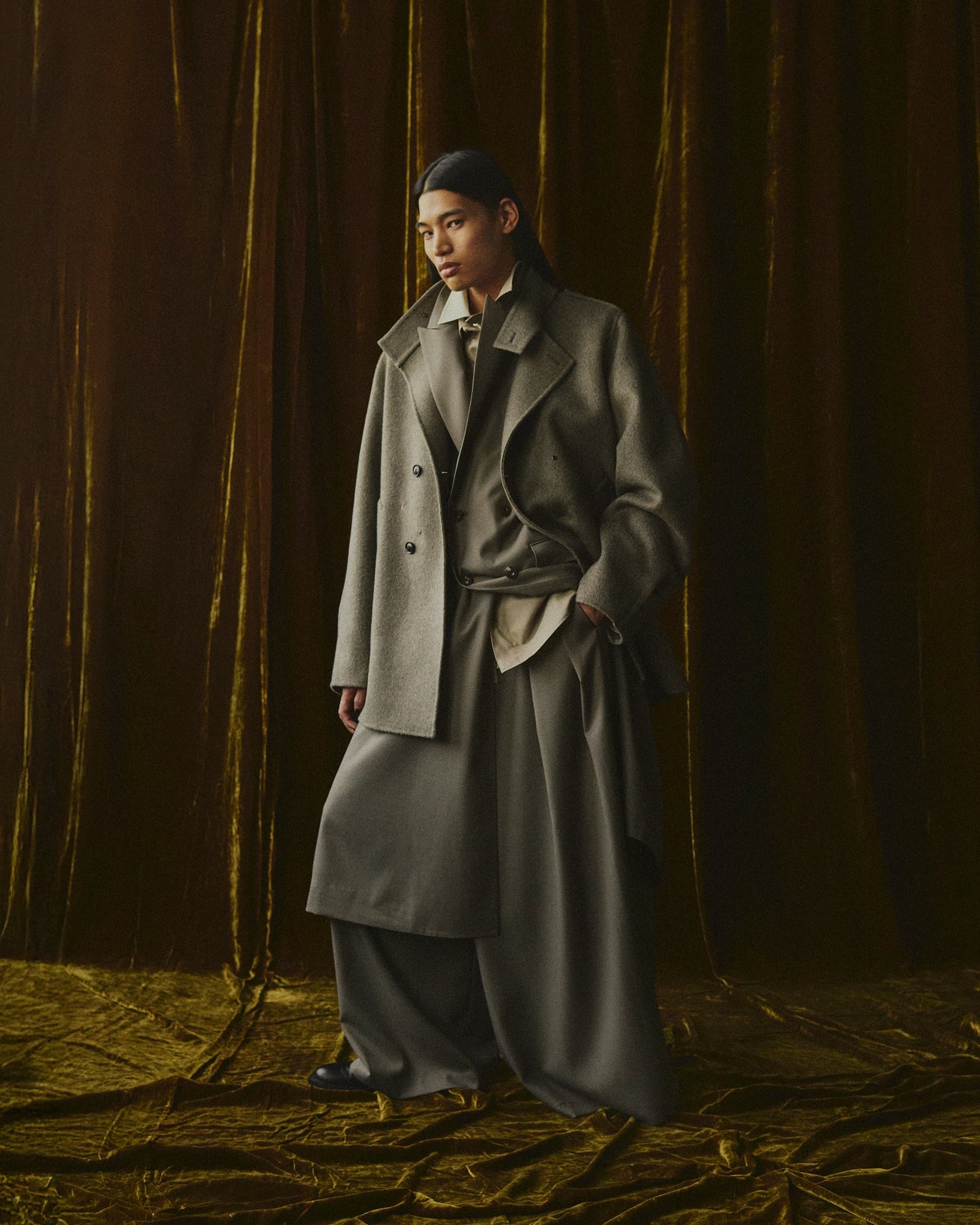 EPAULET STAND COLLAR HALF COAT