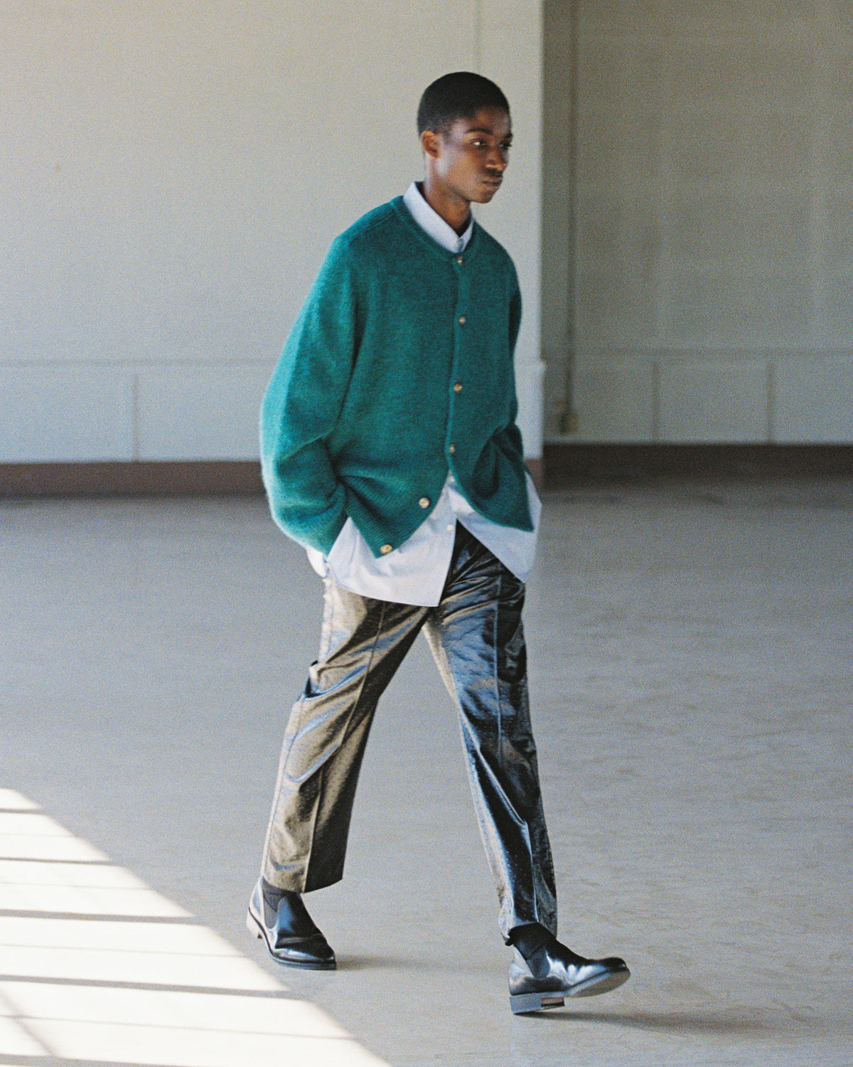 CREW-NECK KNIT CARDIGAN