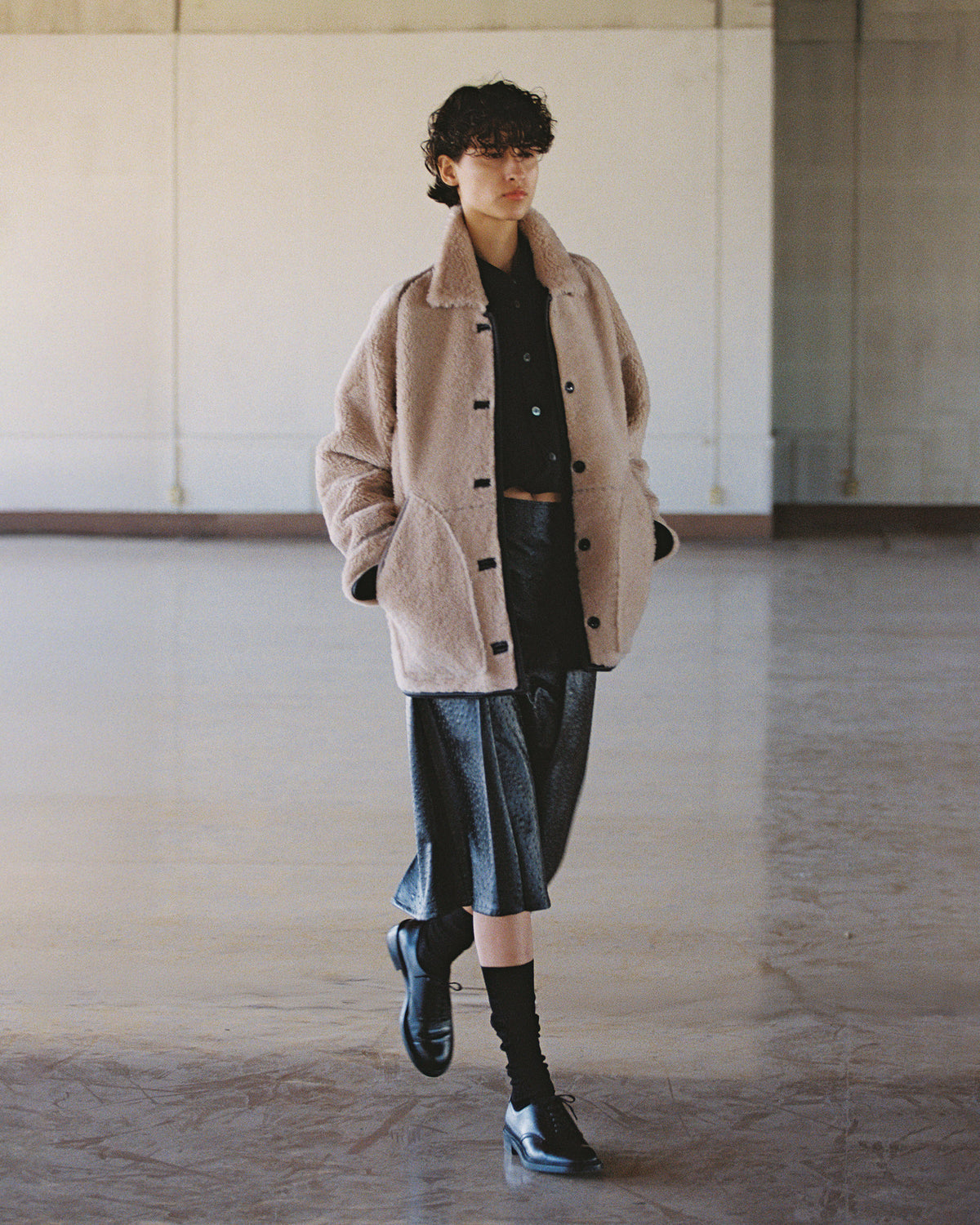 REVERSIBLE MOUTON BLOUSON / WOMENS