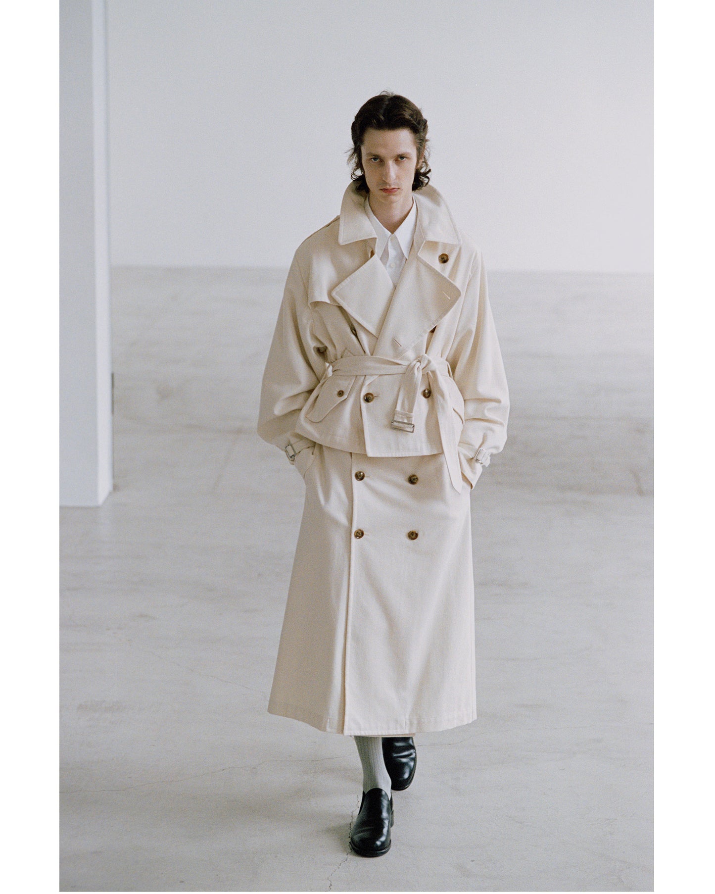SHORT TRENCH COAT